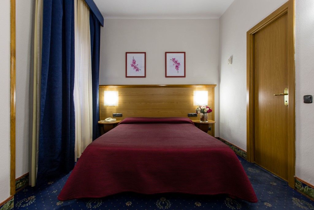 Negresco Gran Via Otel Madrid Dış mekan fotoğraf