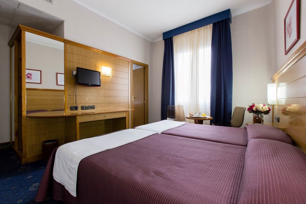 Negresco Gran Via Otel Madrid Dış mekan fotoğraf
