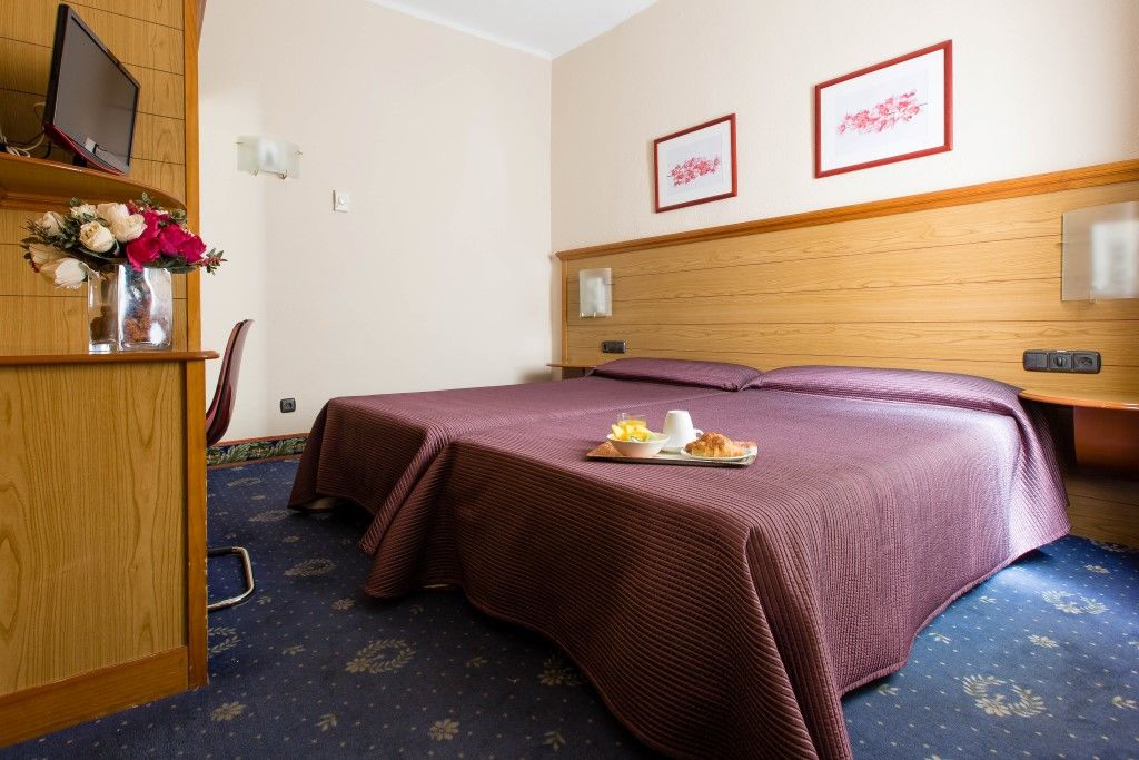 Negresco Gran Via Otel Madrid Dış mekan fotoğraf
